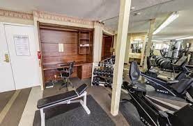 Deluxe King Room Near William Hill Sportsbook LAS 8 Luxury Bookings