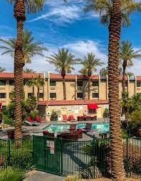 Deluxe King Room Near William Hill Sportsbook LAS 9 Luxury Bookings
