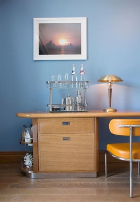 Superior King Room Near Brilliant Earth MIA 2 Luxury Bookings