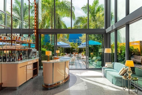 Superior King Room Near Brilliant Earth MIA 10 Luxury Bookings