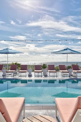 Superior King Room Near Brilliant Earth MIA 12 Luxury Bookings