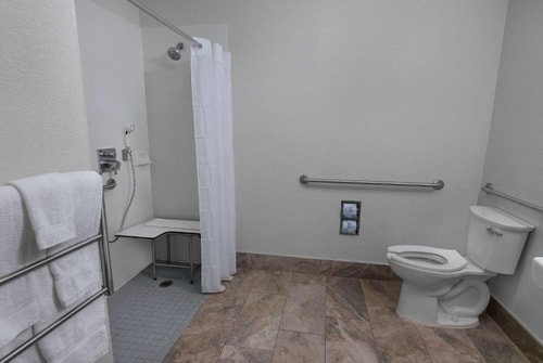 King Room Near Westend Shopping Centre MIA 3 Luxury Bookings