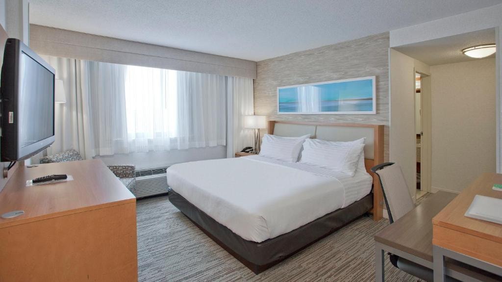 Standard Room Near Brockton Towers WDC Luxury Bookings