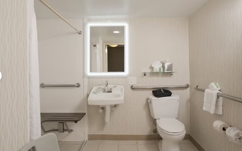 Standard Room Near Brockton Towers WDC 3 Luxury Bookings