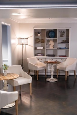 Deluxe King Room Near Embassy of Malta WDC 9 Luxury Bookings