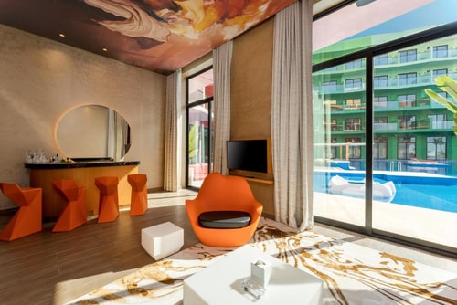 Premium Room On Dubai World Islands 16 Luxury Bookings