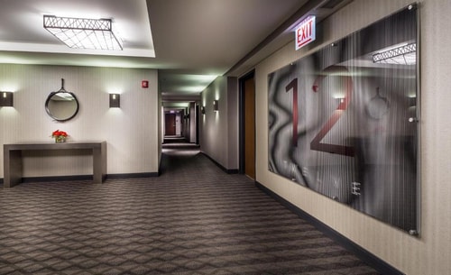 King Room Near Chinese Consulate General CHI 7 Luxury Bookings