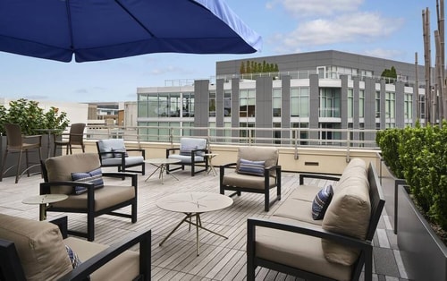 King Room Near Aljazeera International WDC 9 Luxury Bookings