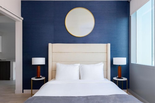 One Bedroom Apartment Near Formal Gardens CHI Luxury Bookings