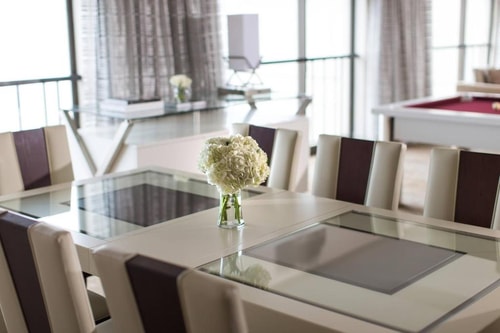 Guest Room Near Multicultural Center CHI 9 Luxury Bookings