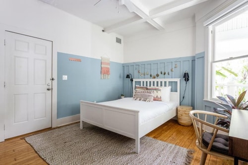 Standard Queen Room Near Jose Marti Park MIA 1 Luxury Bookings