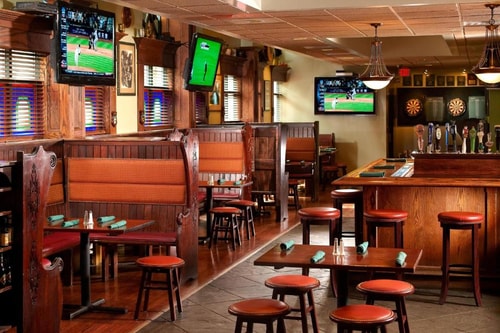 King Room Near Chinatown Park WDC 11 Luxury Bookings