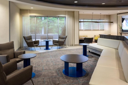 King Studio Near Atlantis University MIA 5 Luxury Bookings