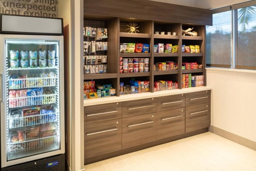 King Studio Near Atlantis University MIA 12 Luxury Bookings