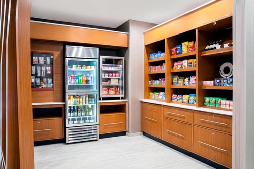 King Suite Near Doral Park Centre MIA 8 Luxury Bookings