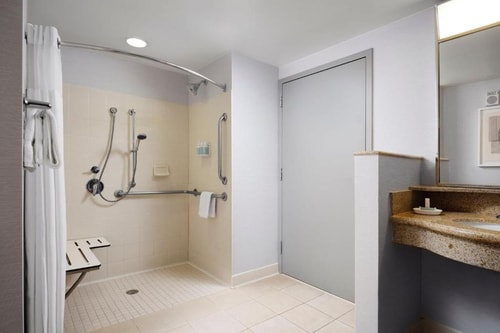 King Room Near Washington Canal Park WDC 7 Luxury Bookings