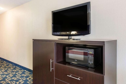 King Room Near Orlando Language School ORL 3 Luxury Bookings