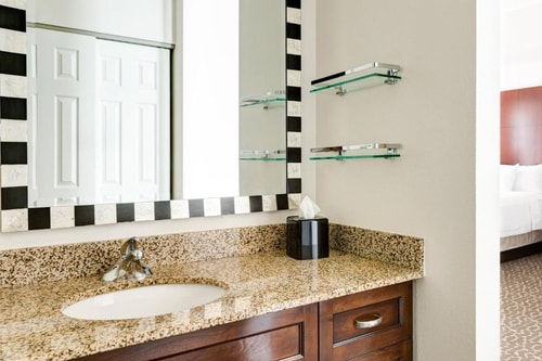 Queen Studio Near Marine Technology Society WDC 4 Luxury Bookings