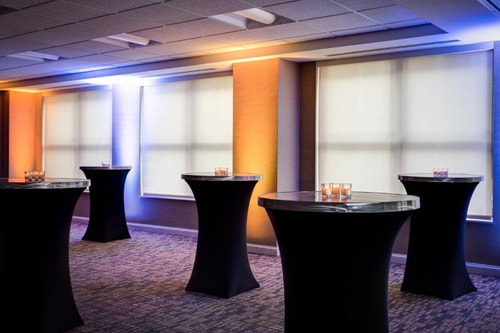 Queen Studio Near Marine Technology Society WDC 9 Luxury Bookings