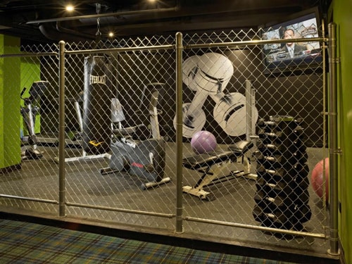 Queen Room with City View Near Pizzeria Uno CHI 14 Luxury Bookings