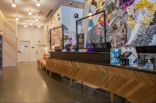 Queen Room Near Gallery Pl Chinatown WDC 8 Luxury Bookings