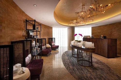 King Room Near State Street Dental Specialist CHI 10 Luxury Bookings