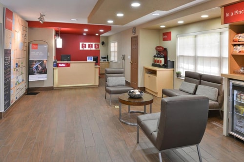 Queen Studio  Near Clover Systems LLC MIA 7 Luxury Bookings