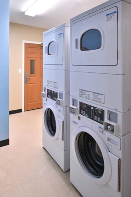 Queen Studio  Near Clover Systems LLC MIA 9 Luxury Bookings