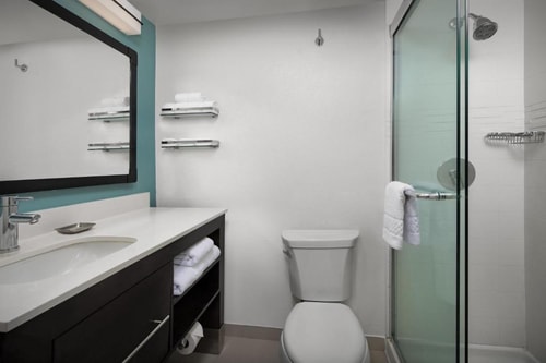 King Suite Near George Washington University WDC 7 Luxury Bookings