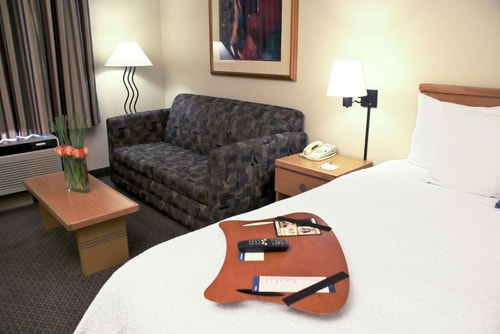 Executive King Room Near Doctors Center LAS 5 Luxury Bookings