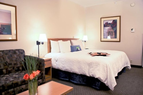 Executive King Room Near Doctors Center LAS 2 Luxury Bookings