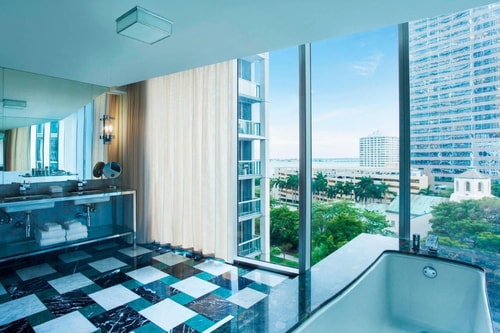 Spectacular King Room Near Brickell Park MIAMI 4 Luxury Bookings