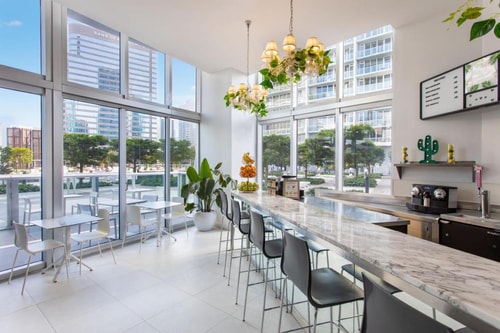 Spectacular King Room Near Brickell Park MIAMI 13 Luxury Bookings