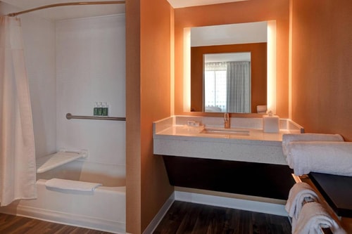 Studio Near National Microschooling Center LAS 8 Luxury Bookings