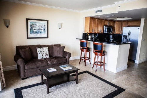 Superior Bedroom Suite Near Ingraham Park MIA 4 Luxury Bookings