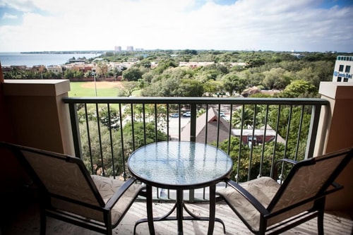 Superior Bedroom Suite Near Ingraham Park MIA 6 Luxury Bookings