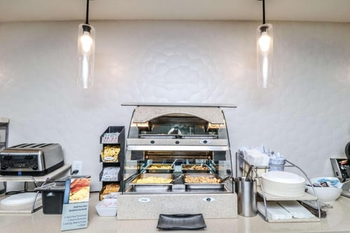 Queen Room Near Shadow Creek Golf Course LAS 8 Luxury Bookings