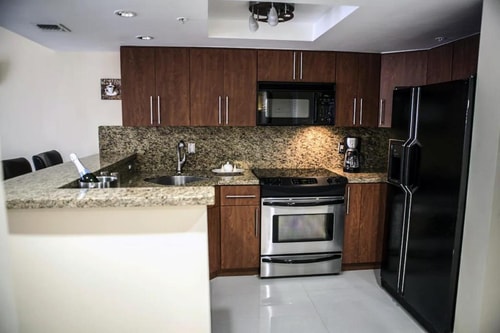 Superior Bedroom Suite Near Ingraham Park MIA 12 Luxury Bookings