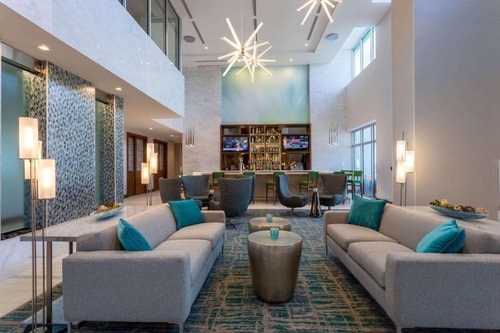 King Room Near Circle K MIA 9 Luxury Bookings