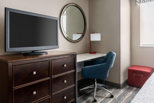 King Room Near PNC Bank WDC 2 Luxury Bookings