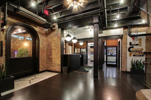Loft Queen Near Shenkman Hall WDC 7 Luxury Bookings