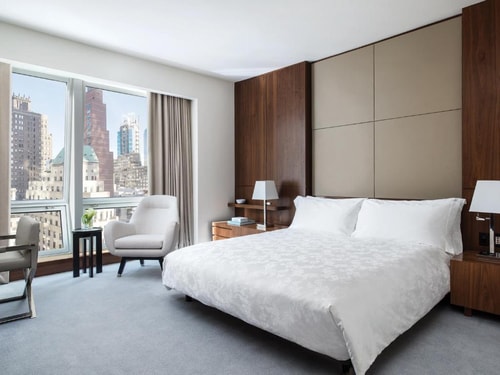 Superior Room Near CHILI NYC 2 Luxury Bookings