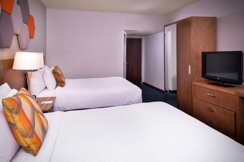 Guest Room Near Hughes Center LAS 1 Luxury Bookings