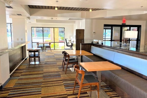 Guest Room Near Hughes Center LAS 7 Luxury Bookings
