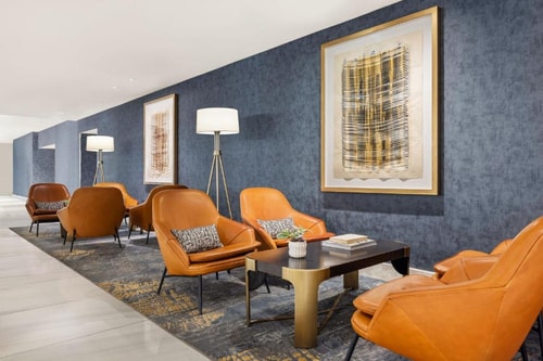Guest Room Near Multicultural Center CHI 14 Luxury Bookings