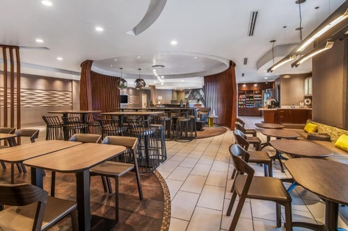 King Studio Near Protogym LAS 9 Luxury Bookings