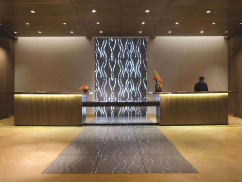 King Room Near NextWave STEM CHI 9 Luxury Bookings