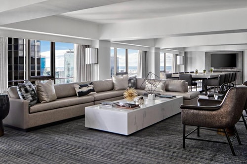 King Room Near Fount Church NYC 10 Luxury Bookings