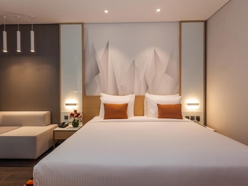 Superior Room Near United Broadcast 17 Luxury Bookings