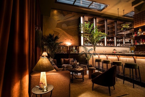 Superior Queen Room Near Oscar Wilde NYC 10 Luxury Bookings